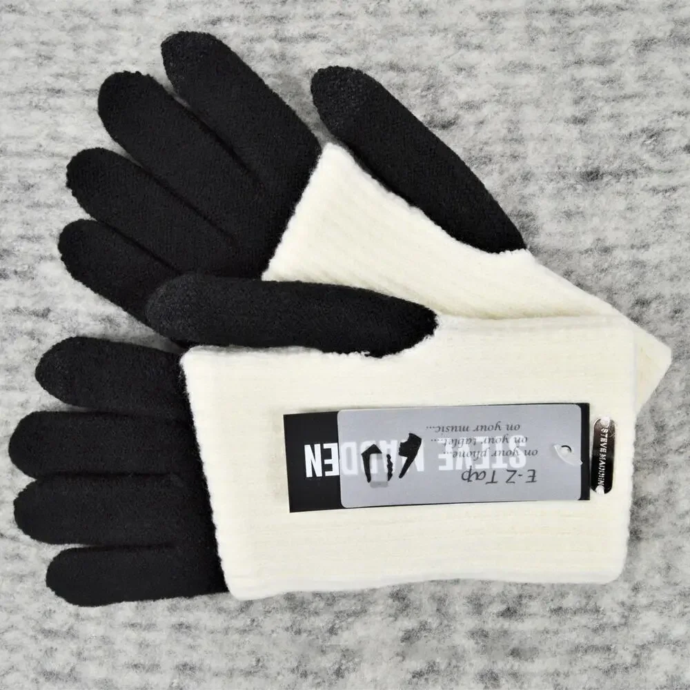 New! Steve Madden Women's Solid Ribbed Knit Cover Touch Screen Gloves